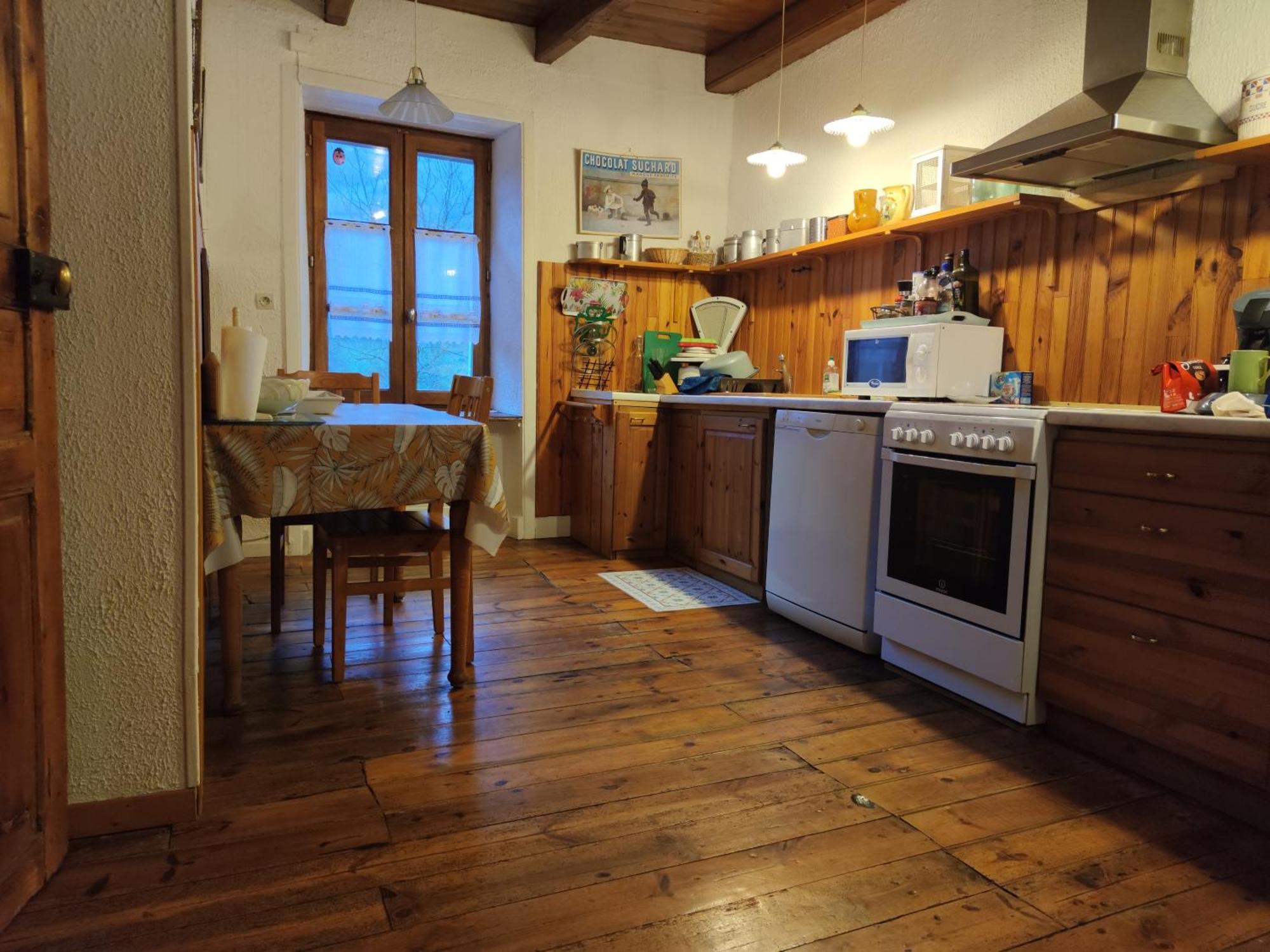 Maison Familiale Et Authentique Saint-Jacques-des-Blats Zewnętrze zdjęcie